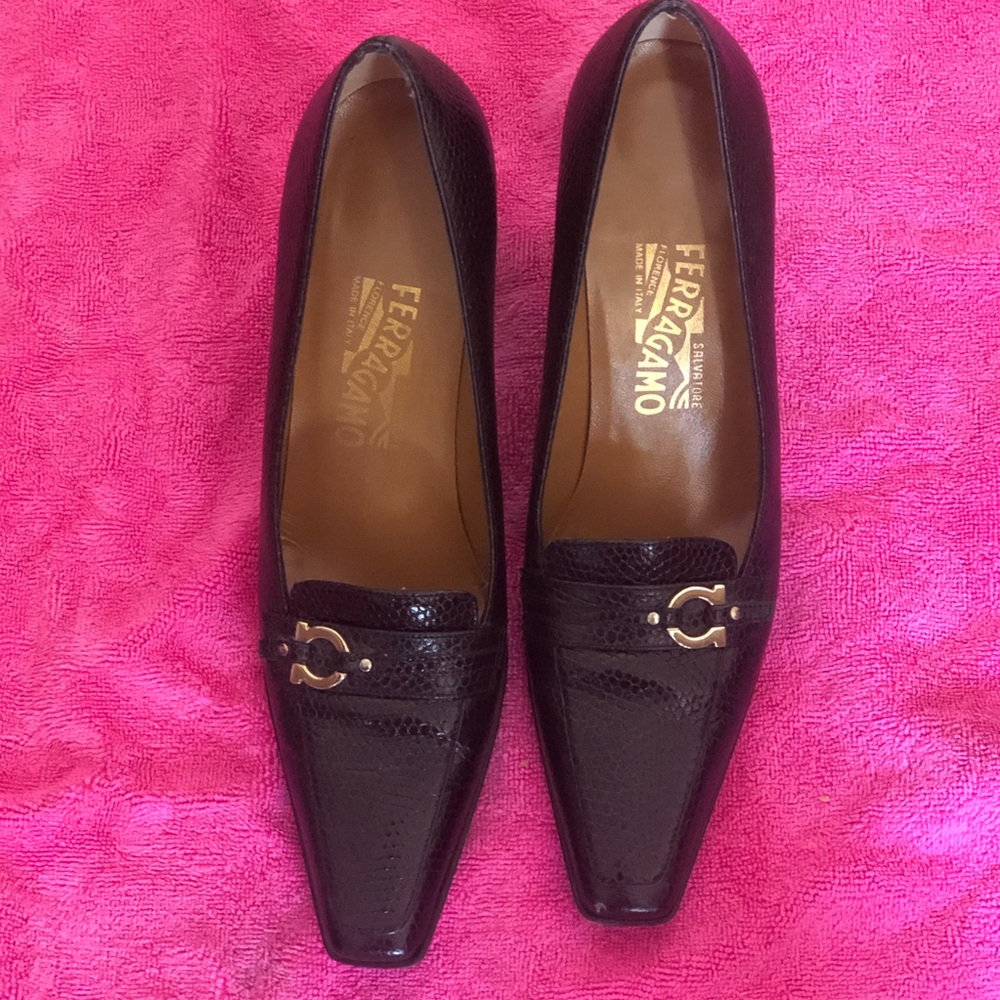 Black leather Salvatore Ferragamo heels